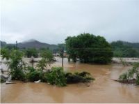 水災(zāi)無情，人間有愛